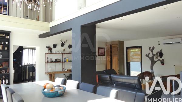 Maison à vendre 7 pièces 263 m² Saint-Jean-de-la-Ruelle