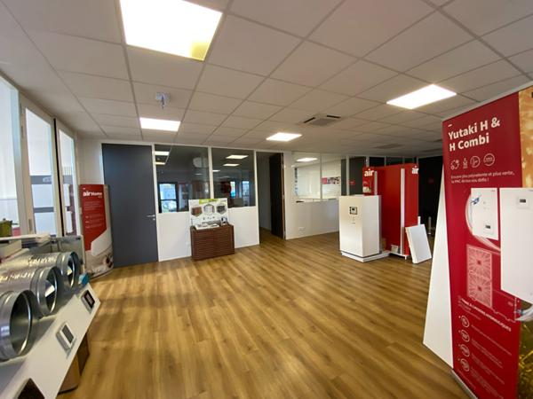 Local d'activité 1250 m2 - NANTES EST