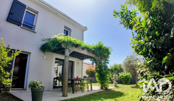 Maison à vendre 7 pièces 120 m² Saint-Just-Saint-Rambert