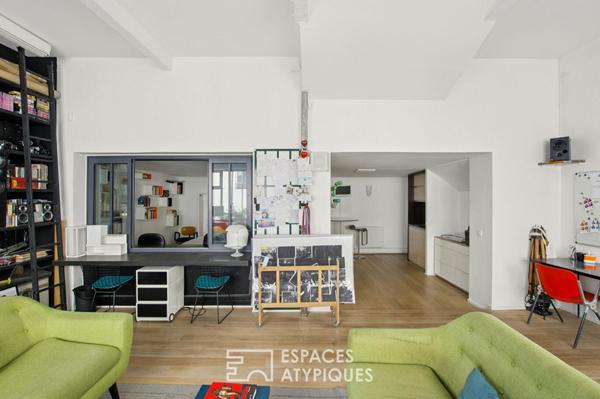 Maison de ville mixte esprit loft au coeur des Abbesses