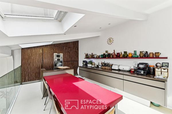 Maison de ville mixte esprit loft au coeur des Abbesses