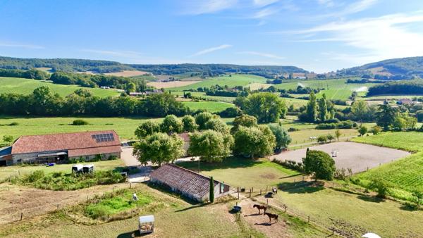 Saint-Sylvestre-sur-Lot (47140) Propriété équestre de 20 hectares avec grange et dépendances
