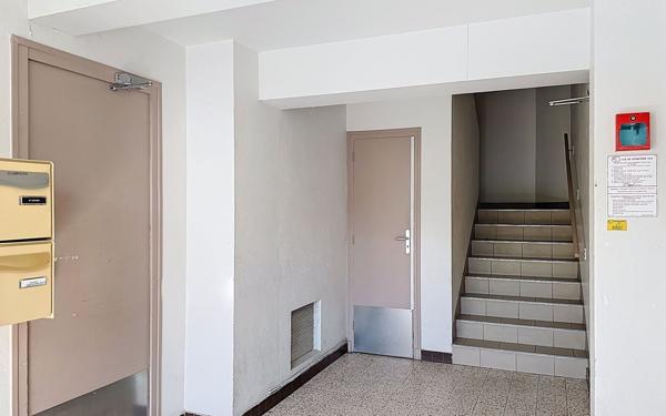 Appartement à vendre    4 pièces • 72,04 m2 Bourg-lès-Valence