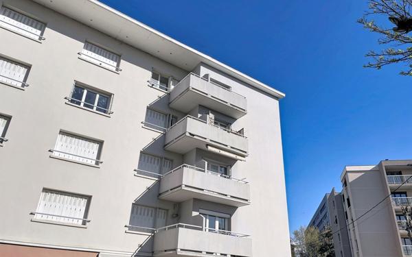 Appartement à vendre    4 pièces • 72,04 m2 Bourg-lès-Valence