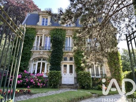 Maison à vendre 9 pièces 232 m² Coutances