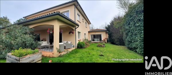 Maison à vendre 8 pièces 377 m² Léojac