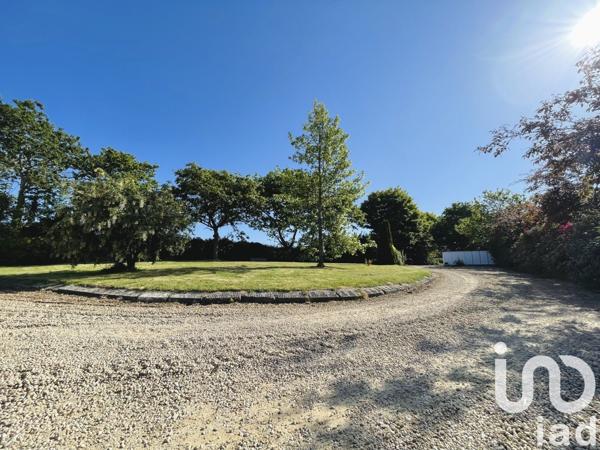 Maison traditionnelle 7 pièces de 168 m² à Plouvien (29860)