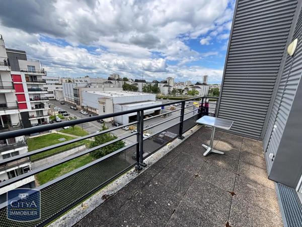 Appartement à louer 3 pièces 60.89m² Tours (37000)