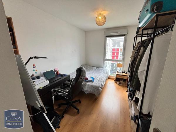 Appartement à louer 3 pièces 60.89m² Tours (37000)
