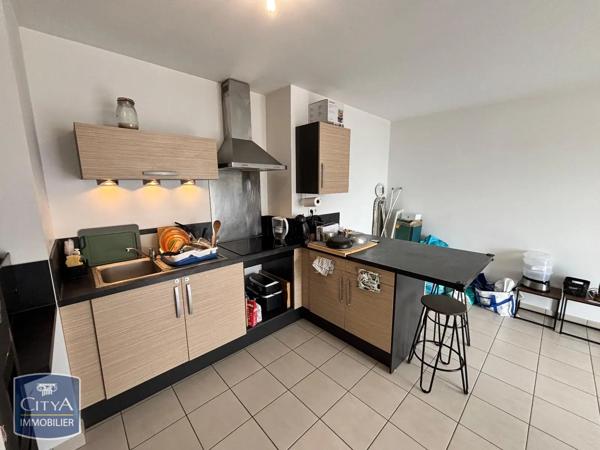 Appartement à louer 3 pièces 60.89m² Tours (37000)