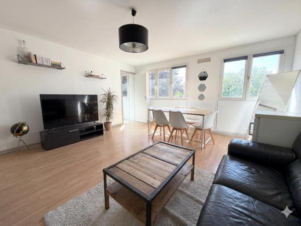 A VENDRE : T2 à LILLE • Quai du wault • 220 000 € FAI • Réf. 1817