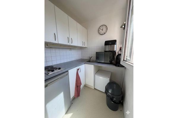 A VENDRE : T2 à LILLE • Quai du wault • 220 000 € FAI • Réf. 1817