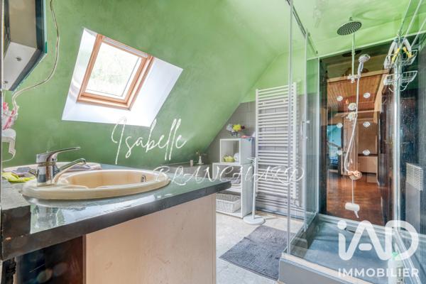 Maison à vendre 10 pièces 217 m² Saint-Pathus
