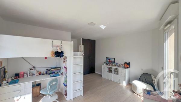Maison à vendre  5 pièces - 111,88 m 2   NOGENT SUR MARNE  - 94