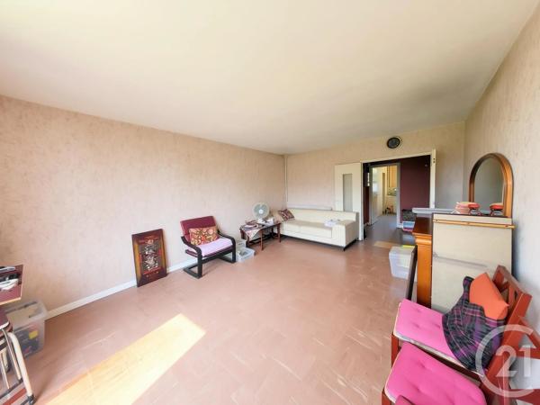 Appartement F5 à vendre  5 pièces - 91,59 m 2   MONTMAGNY  - 95