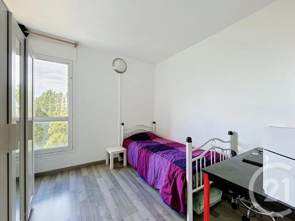 Appartement F5 à vendre  5 pièces - 91,59 m 2   MONTMAGNY  - 95