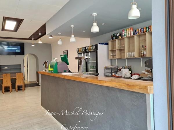 Immeuble à vendre à SAINT GAUDENS (31), avec Restaurant et 7 Appartements