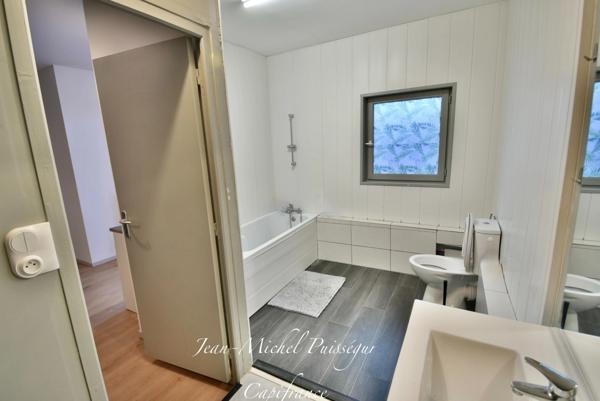 Immeuble à vendre à SAINT GAUDENS (31), avec Restaurant et 7 Appartements