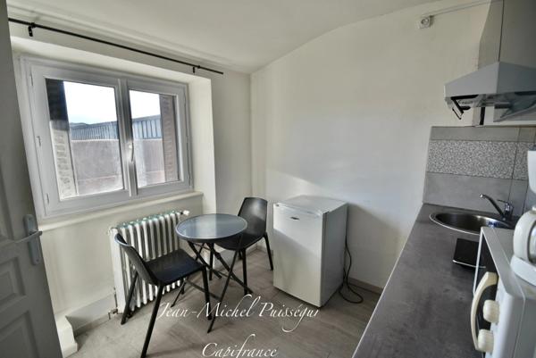 Immeuble à vendre à SAINT GAUDENS (31), avec Restaurant et 7 Appartements