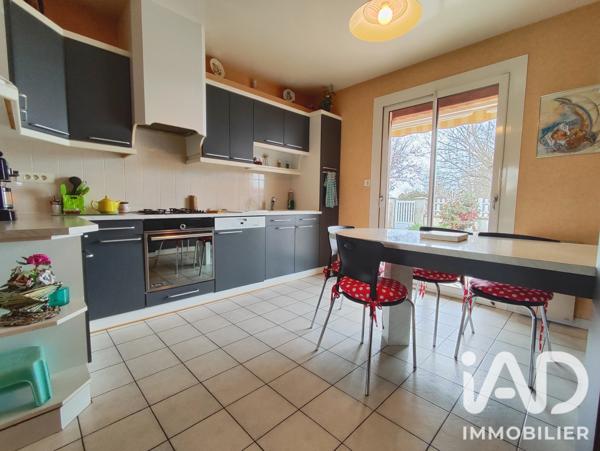 Maison à vendre 6 pièces 124 m² Confolens