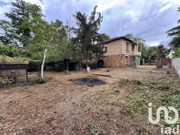 Maison traditionnelle 5 pièces de 95 m² à Le Pecq (78230)