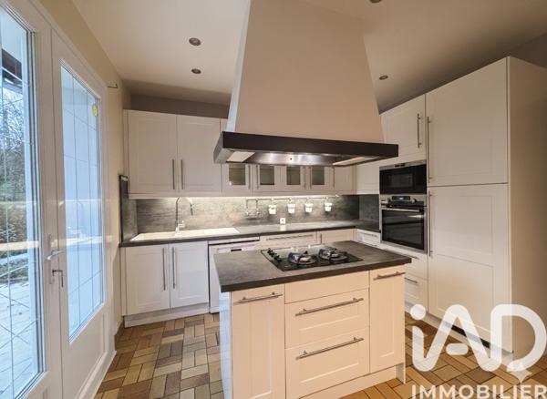 Maison à vendre 8 pièces 164 m² Neuilly-Saint-Front