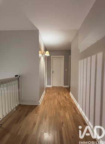 Maison à vendre 8 pièces 164 m² Neuilly-Saint-Front