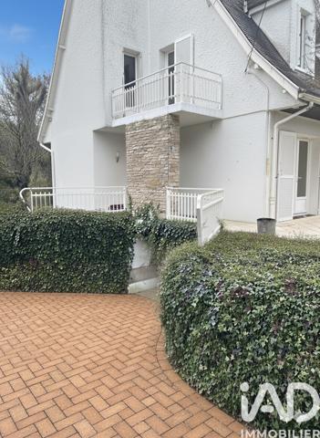 Maison à vendre 8 pièces 164 m² Neuilly-Saint-Front