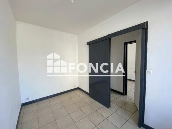 Location Appartement 3 pièces 48.75 m² - 66 RUE JEAN JAURES Nouzonville 08700