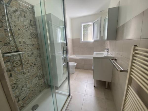 Maison  5 pièce(s)  4 chambre(s)  110 m²