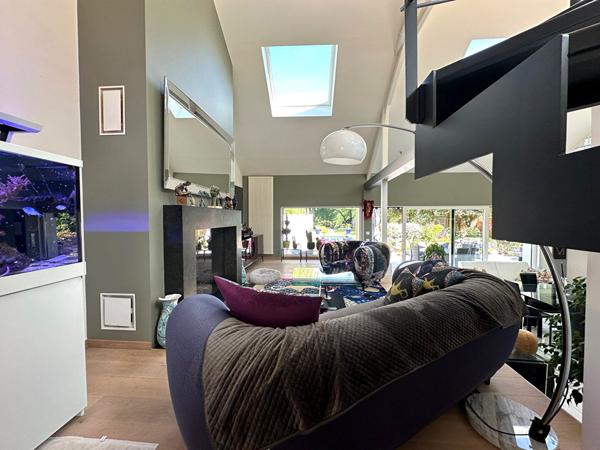 Villa Marcq en Baroeul Croisé Laroche 300 m² - Plain-pied, 4 chambres suites, Piscine extérieure chauffée, garage Marcq en baroeul Villa Marcq en Baroeul Croisé Laroche 300 m² - Plain-pied, 4 chambres suites, Piscine extérieure chauffée, garage Marcq en baroeul