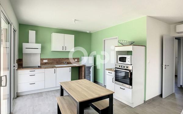 Maison à louer    3 pièces •  Champcevinel