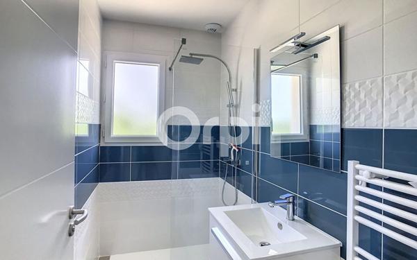 Maison à louer    3 pièces •  Champcevinel