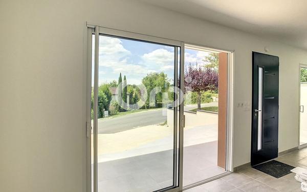 Maison à louer    3 pièces •  Champcevinel