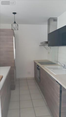 Appartement à louer à Le Rheu en Ille-et-Vilaine (35650), ref : 060-L94