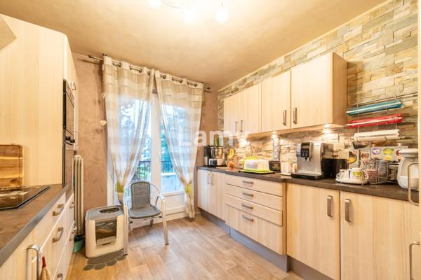 T3 + garage parc du château