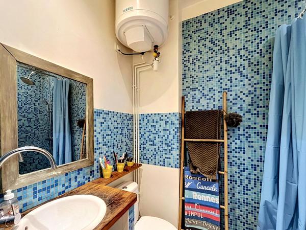 F4 - 82.75 m2  Rue Simart  Métro Marcadet - 560 000 €