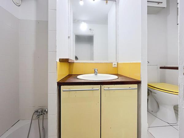 F4 - 82.75 m2  Rue Simart  Métro Marcadet - 560 000 €