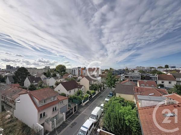 Immeuble à vendre  246 m 2   ROMAINVILLE  - 93