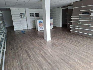 Local commercial à louer à Morbecque dans le Nord (59190), ref : 13078/3619