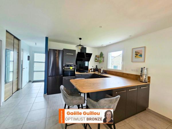SAINT POL DE LEON : Maison plain-pied de 95 m², 3 chambres + Garage - Terrain 530m²