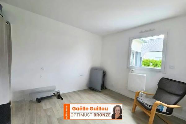 SAINT POL DE LEON : Maison plain-pied de 95 m², 3 chambres + Garage - Terrain 530m²