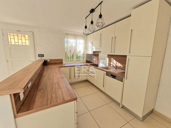 MAISON INDIVIDUELLE 4/5 PIECES AVEC PISCINE