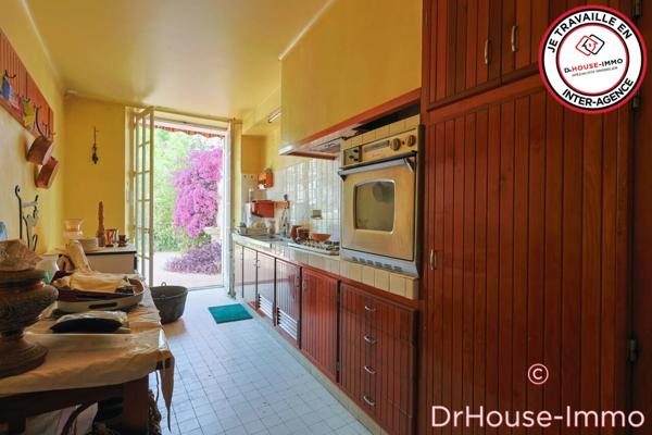 Maison à vendre 12 pièces de 388 m²