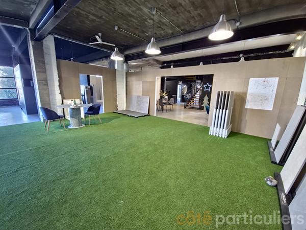 Vente Local commercial500 m² - 1 Pièce - LUC LA PRIMAUBE (12450)