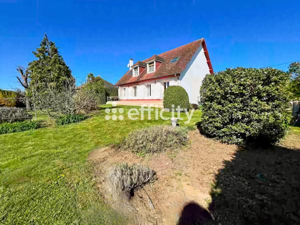 Maison 8 pièces - 240 m² Exclusivité efficity