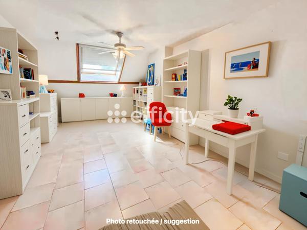 Maison 8 pièces - 240 m² Exclusivité efficity