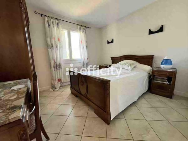 Maison 8 pièces - 240 m² Exclusivité efficity