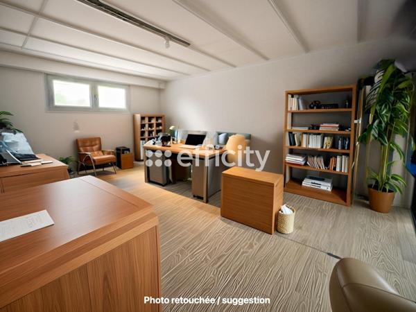 Maison 8 pièces - 240 m² Exclusivité efficity