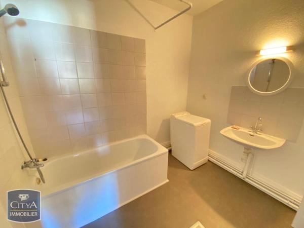 Appartement à louer 4 pièces 90.27m²